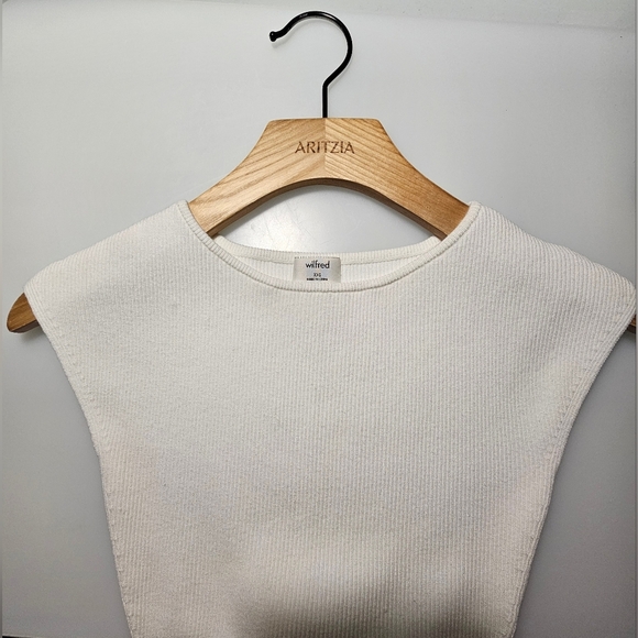 🇨🇦 Aritzia - Wilfred Cut-out Knit Top (White) - Picture 5 of 15